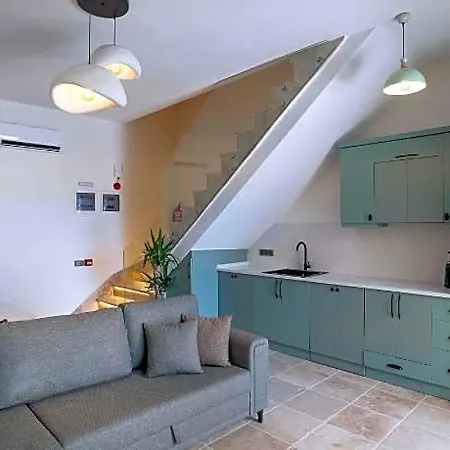 Casa Meis & Escapes Hotel 5*