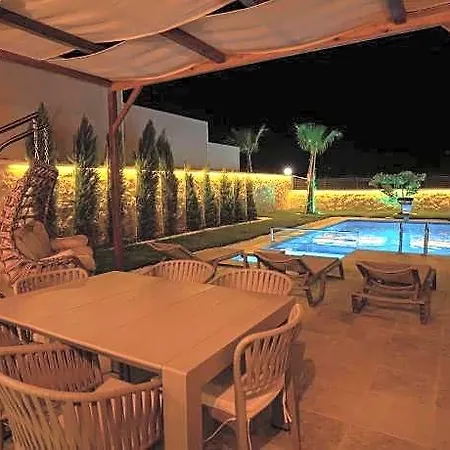Casa Meis & Escapes Hotel