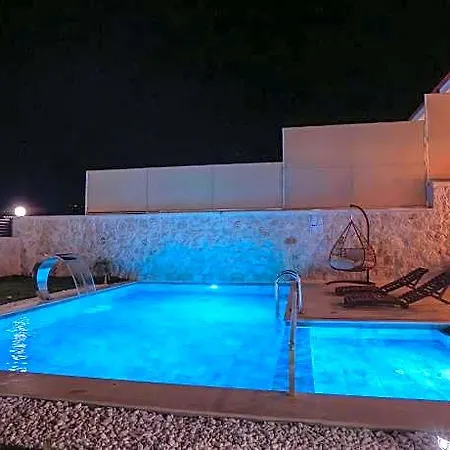 Casa Meis & Escapes Hotel